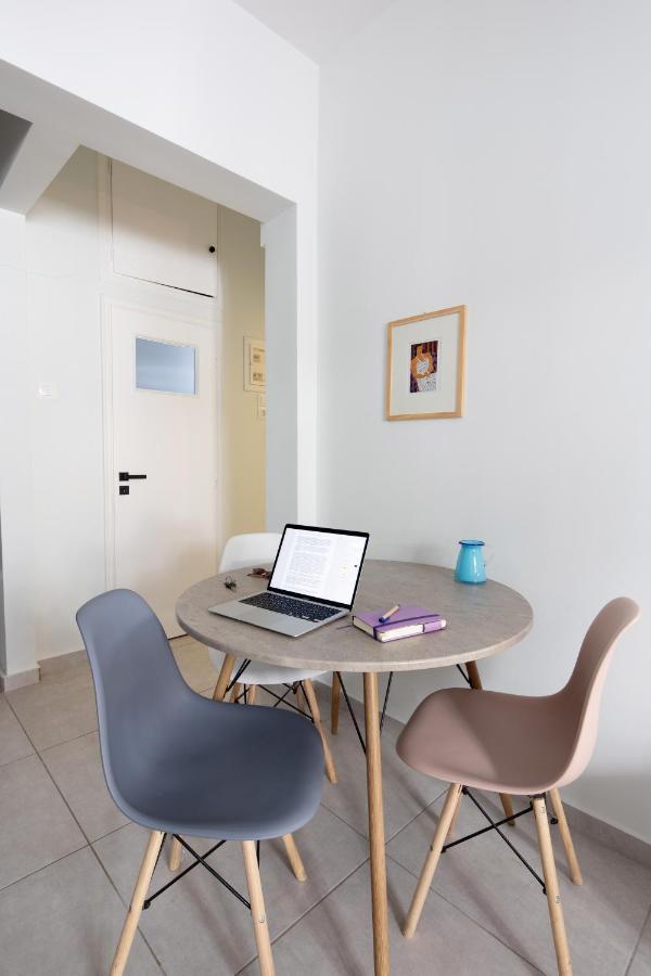 Newly Renovated Cozy Downtown Афины